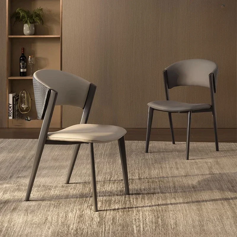 Lüks Tasarım Yemek Sandalyesi Modern Basit Ev Deri Zarif Yatak Odası yemek Sandalyesi Oturma Odası Fantezi Eetstoelen Ev Mobilyaları